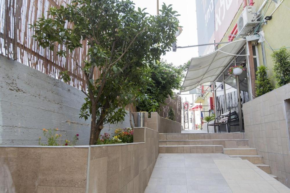 Laguardia Hotel 3*
