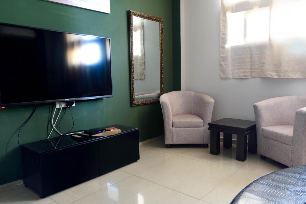 Laguardia Hotel 3*