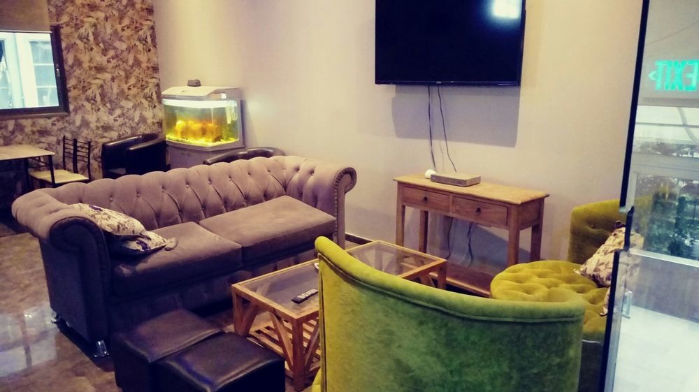 Laguardia Hotel 3*